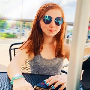 Meet your Posher, Sylvie